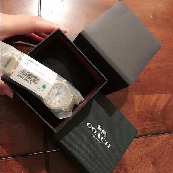 🔥Sales 🔥💖 Coach Women Watch 💖Holiday Gift Idea - Picture 7 of 8